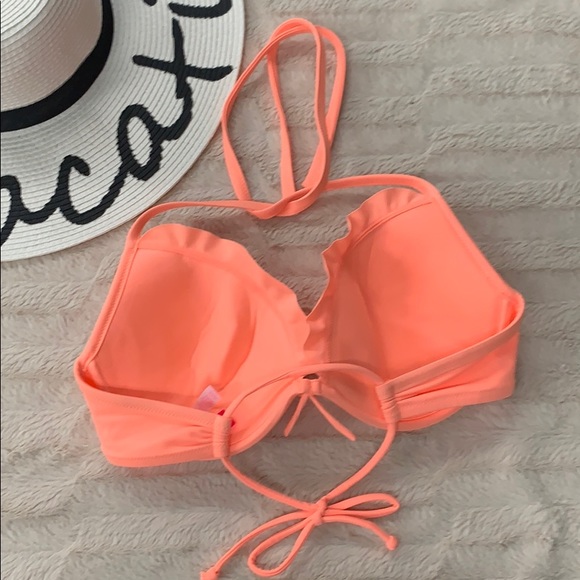 Victoria’s Secret Women’s Push Up Bikini Top - Picture 2 of 5